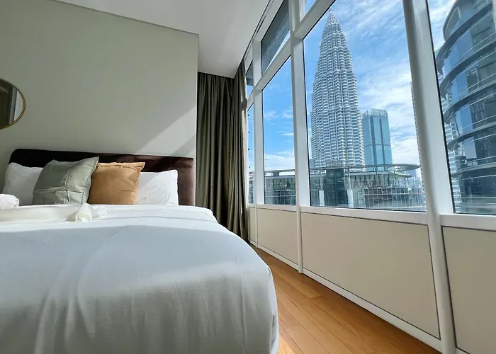 Sky Suites Unique 3Br Suite Klcc View
